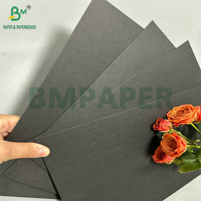 Papel preto sólido sem revestimento para sacos de compras 70 x 100 cm