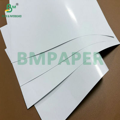 Papel revestido de alto brilho para impressão offset 900 x 1194 mm