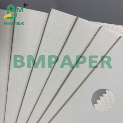 Papel absorvente branco de 2 mm de altura sem revestimento Cartão de superfície lisa 70 * 100cm