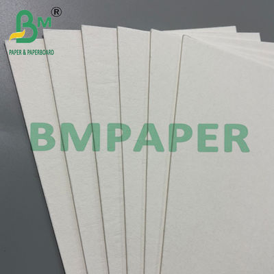 Papel absorvente branco de 2 mm de altura sem revestimento Cartão de superfície lisa 70 * 100cm