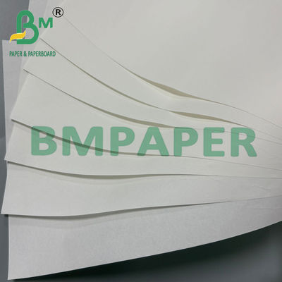 30 g de papel branco à prova de gordura, de madeira virgem, de celulose de qualidade alimentar