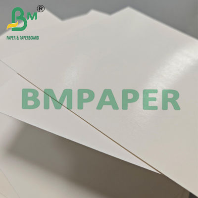 15 g de papelão branco revestido com PE de boa rigidez para embalagens de alimentos congelados