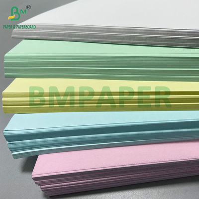 52g 55g Papel de cópia NCR de tinta preta 430mm X 610mm para impressão offset