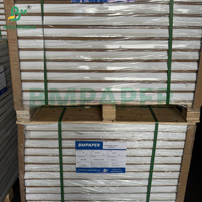 52g 55g Papel de cópia NCR de tinta preta 430mm X 610mm para impressão offset