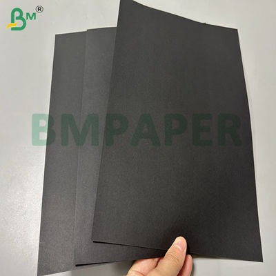 Papel Cartão Colorido Preto Vermelho Não Revestido de 200 gramas 250 gramas Para Caixa de Embalagem 61 X 86cm