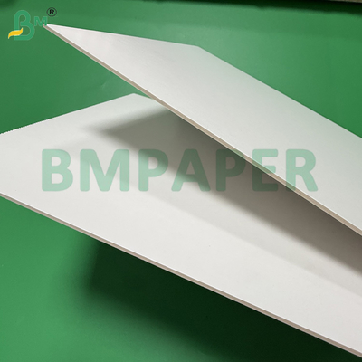 Cartão Branco para Exibição de Propaganda 2mm 1220 X 2440mm
