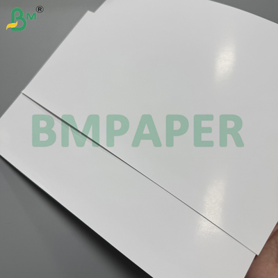 Papel revestido de dois lados brilhante para impressoras digitais SRA3