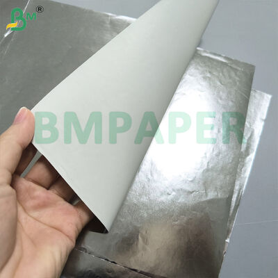 Papel de base da etiqueta da garrafa de cerveja um lado prata e ouro um lado branco