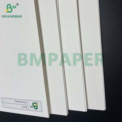 390GSM 0,7MM Papel absorvente branco Tabuleiro de esterco de cerveja para estantes de bebidas