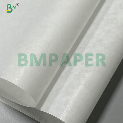 Papel Kraft 40gsm com um lado brilhante, branco puro, glaceado à máquina, em rolo