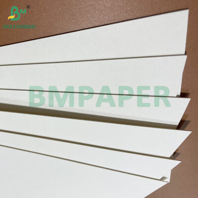 Cartão absorvente branco de 350g 390g 480 X 330mm Grão Curto para Porta-copos