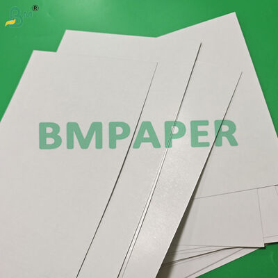 320 gramas Papel de núcleo preto para jogos de cartas 72 x 102cm Alto resistente a rasgos