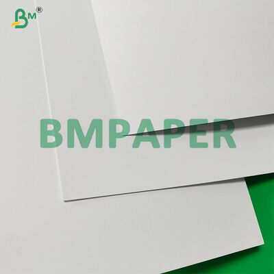 160G 170G Alta resistência ao rasgo Caixas de presentes Kraft Branco de alta qualidade Papel de embalagem