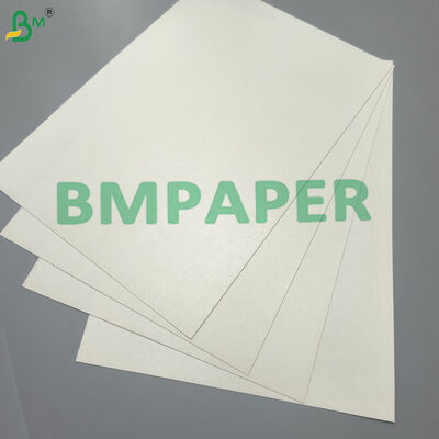 Papelão branco revestido com PE, com alta resistência ao óleo e à graxa