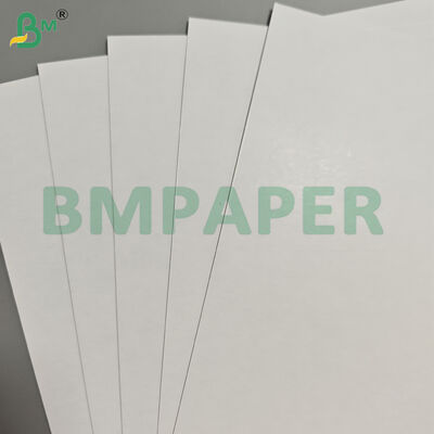 320gm Núcleo Negro Duas Ladas Revestidas Folhas de Papel de Jogo de Arte Brilhante