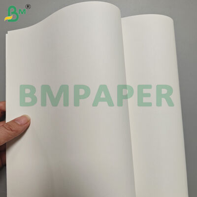 Rolos de papel Kraft branco de alta resistência 120gsm para sacolas de compras